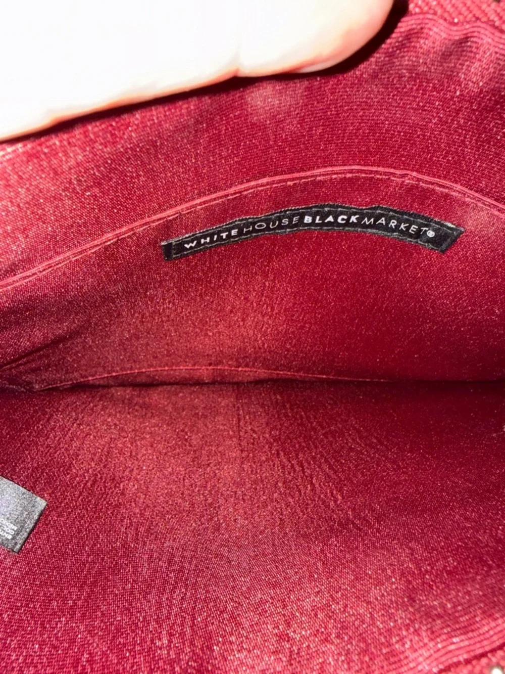 WHITE HOUSE BLACK MARKET CLUTCH - Picture 3 of 3